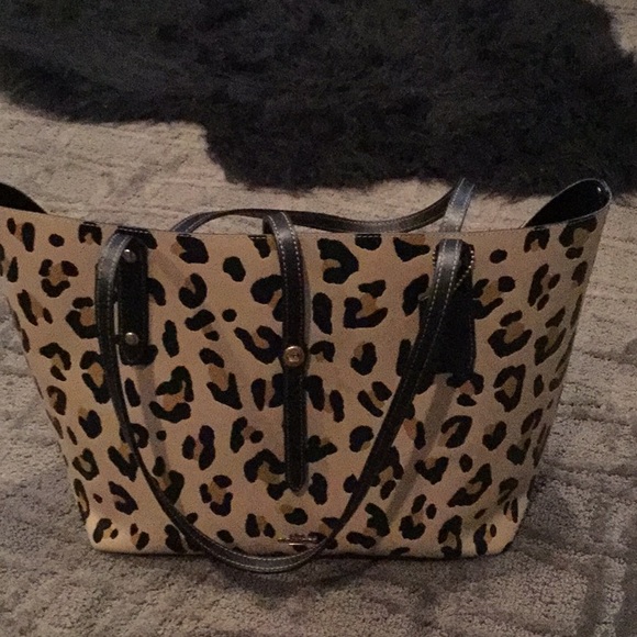 Coach Handbags - Coach leather market tote